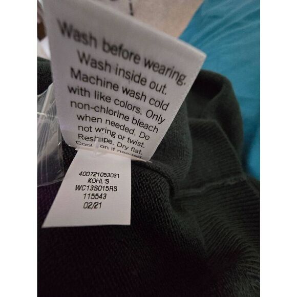 Croft & Barrow Green V Neck Sweater Size M - Picture 6 of 6